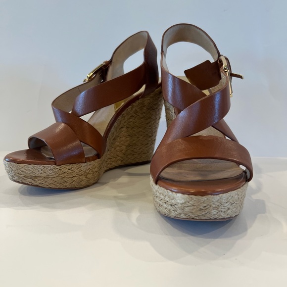 MICHAEL Michael Kors Tan Wedge  Espadrille Sandals Size 8.5 - Picture 2 of 6